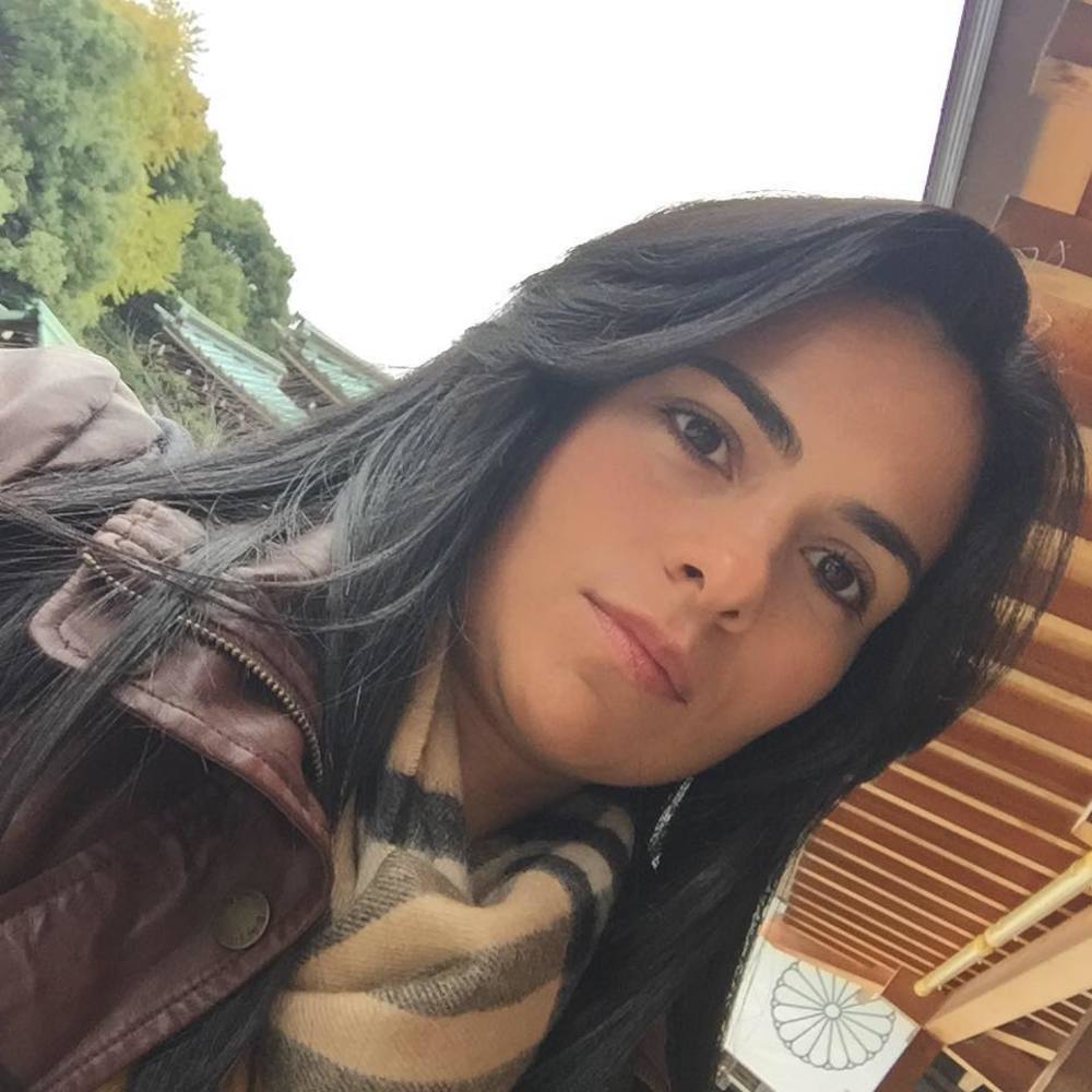 Meet your Posher, Lina